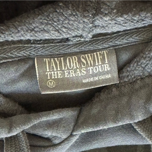 Taylor Swift Eras Tour Through LA Hoodie - Size M - Charcoal - Picture 8 of 8